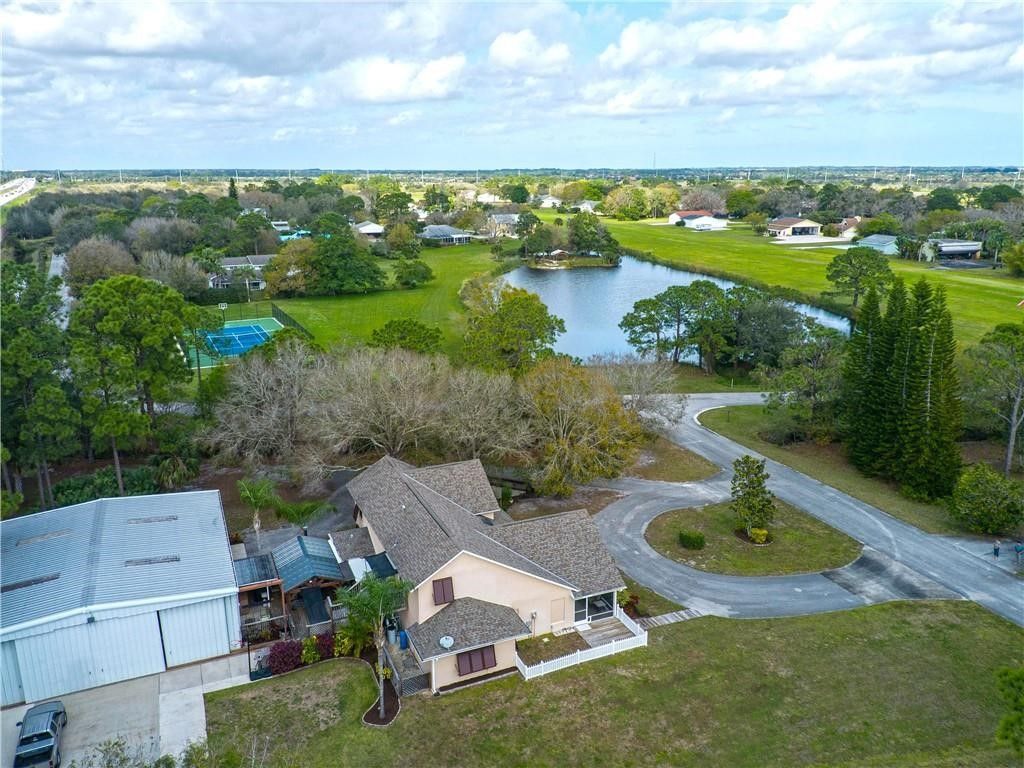 Photo of 505 Wright Circle, Vero Beach, FL 32968 (MLS # 291785)