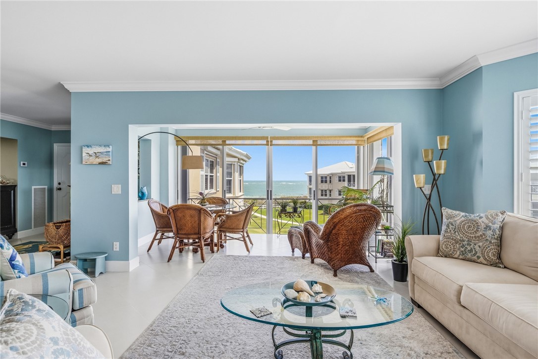 1150 Reef Road A8