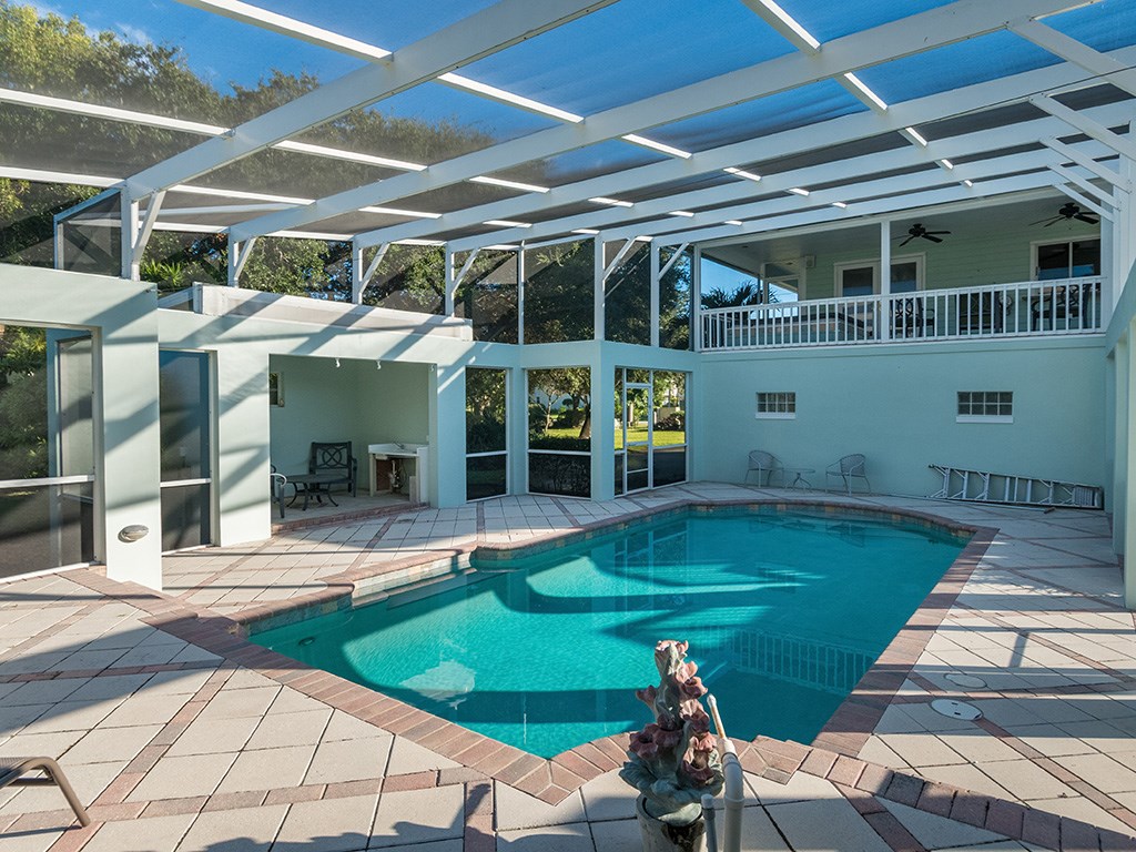 Photo 1 of 35 — 725 Conn Way, Vero Beach, FL 32963