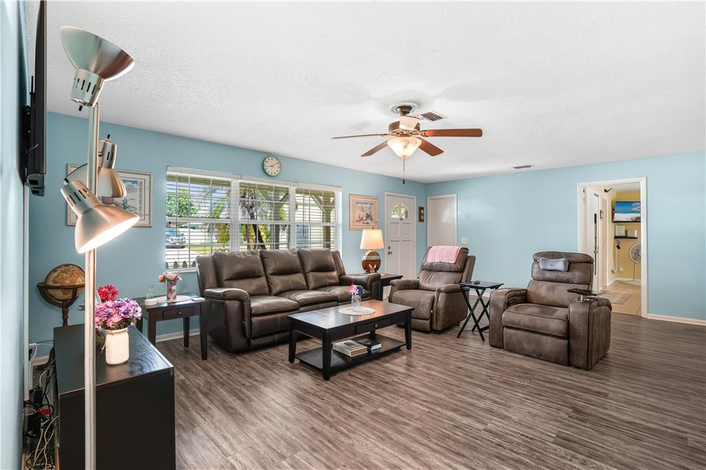 Photo of 573 Alamanda Avenue, Sebastian, FL 32958 (MLS # 291141)