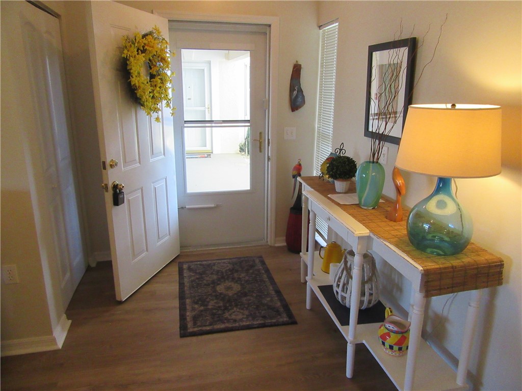 670 E Lake Jasmine Circle 104