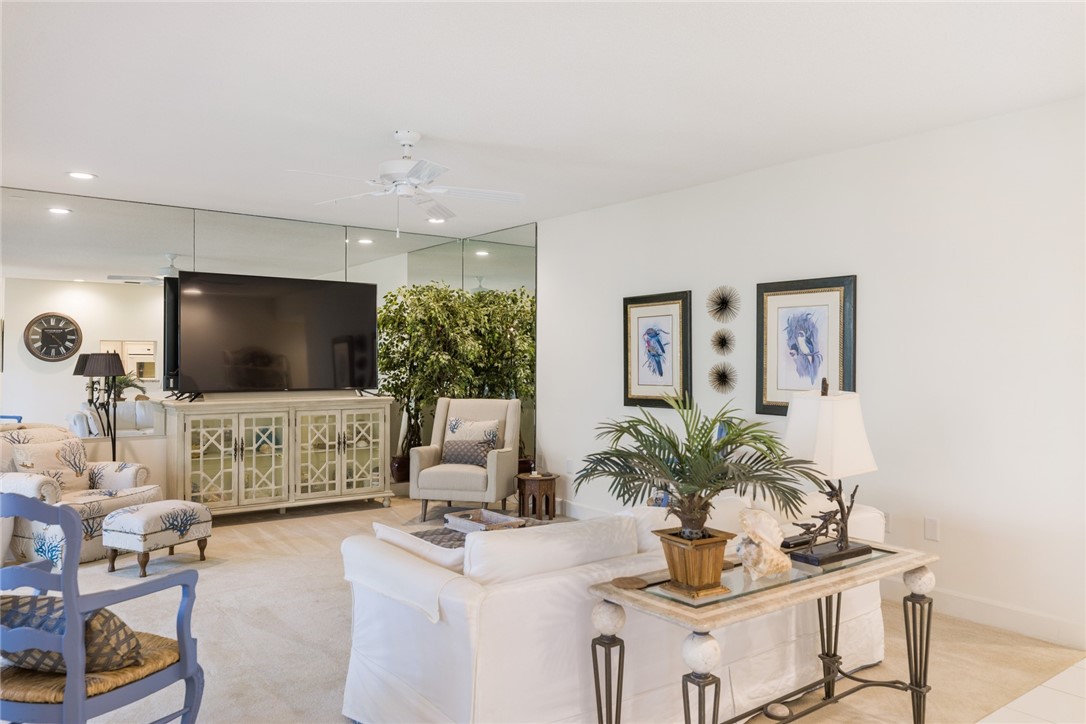 5151 Highway A1A 506