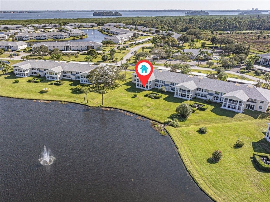464 Grove Isle Circle 464