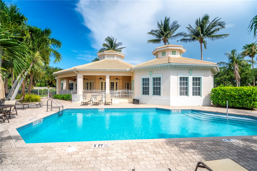 Vero Beach, Florida 32963, United States, 3 Bedrooms Bedrooms, ,2 BathroomsBathrooms,Residential,Active,165644