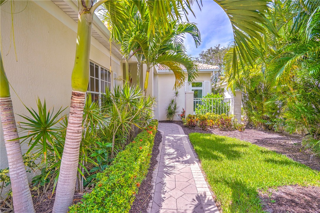 Vero Beach, Florida 32963, United States, 3 Bedrooms Bedrooms, ,2 BathroomsBathrooms,Residential,Active,165644