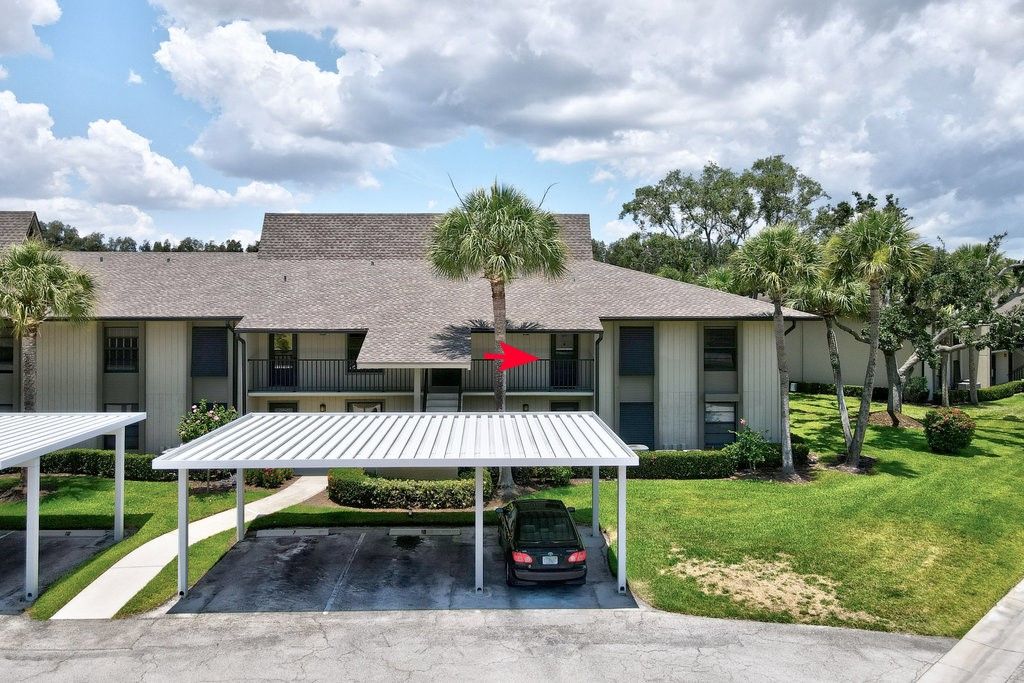 Photo of 18 Plantation Drive #206, Vero Beach, FL 32966 (MLS # 291004)