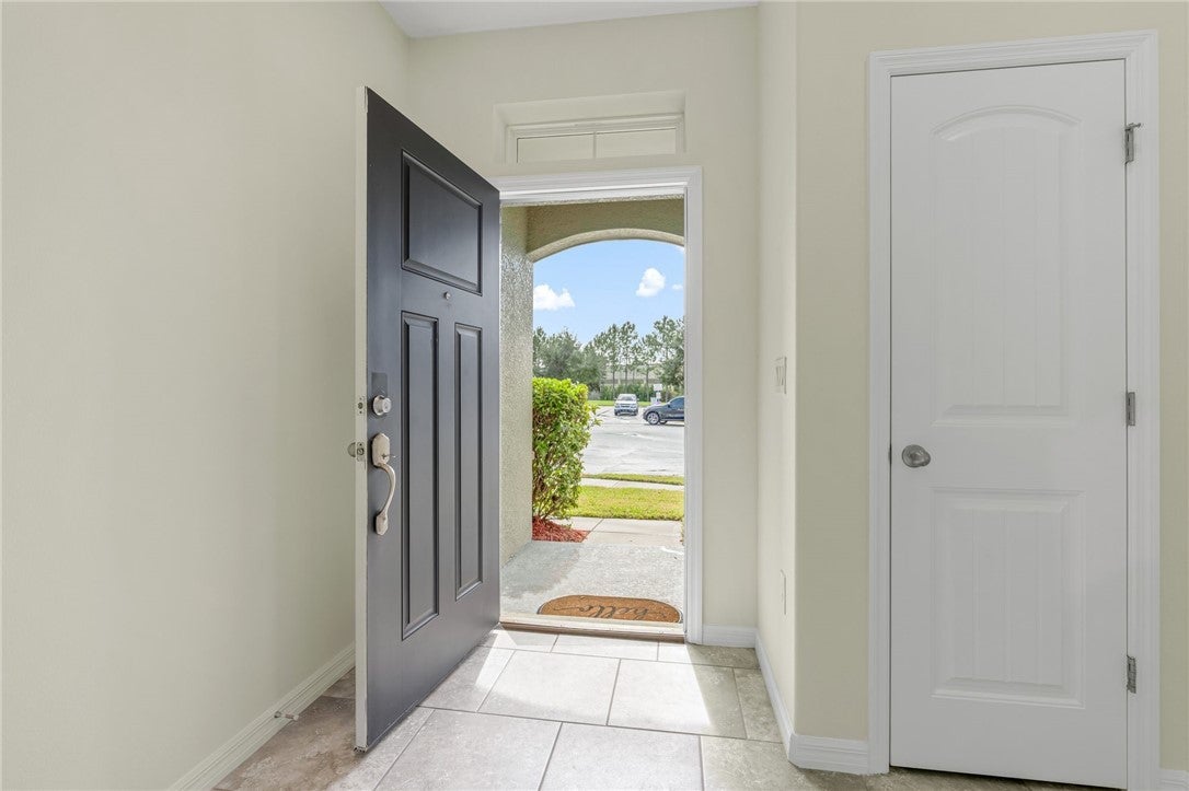 1901 Siesta Falls Court