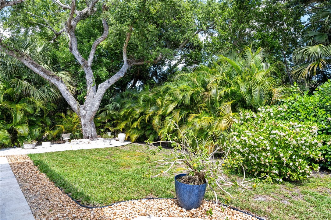 Vero Beach, Florida, 32963, United States, 4 Bedrooms Bedrooms, ,4 BathroomsBathrooms,Residential,Active,1810553