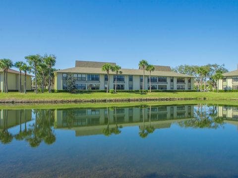 Property photo of 33 plantation drive 103, vero beach, fl 32966