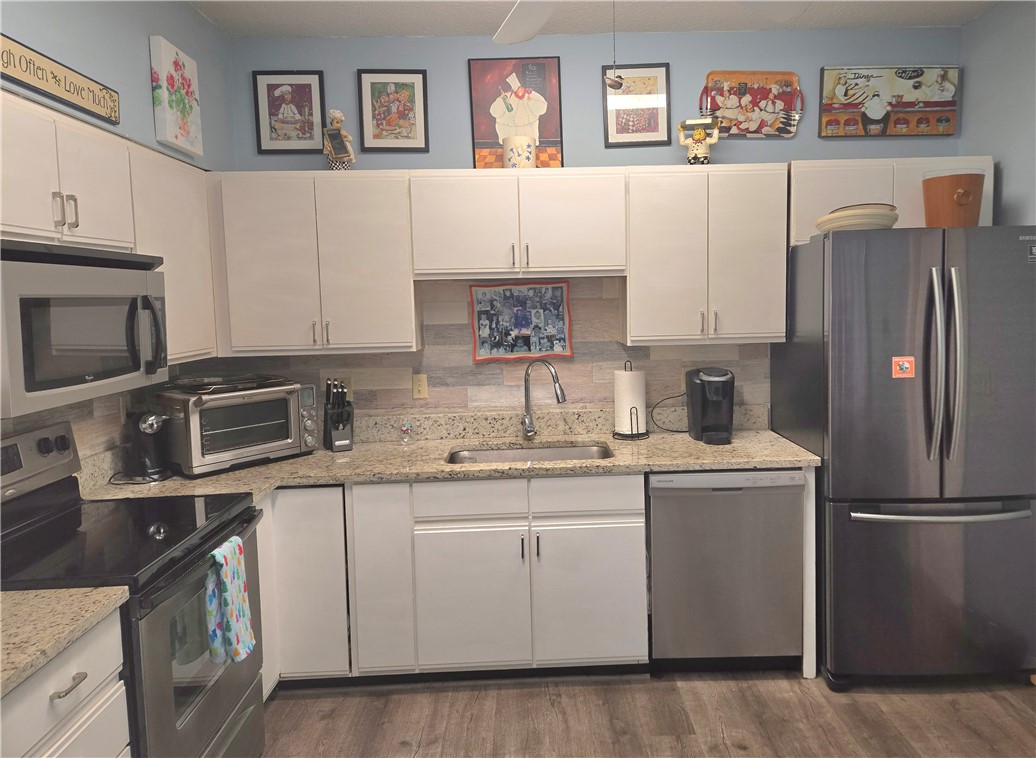 Vero Beach, Florida 32962, United States, 2 Bedrooms Bedrooms, ,2 BathroomsBathrooms,Residential,Active,116638