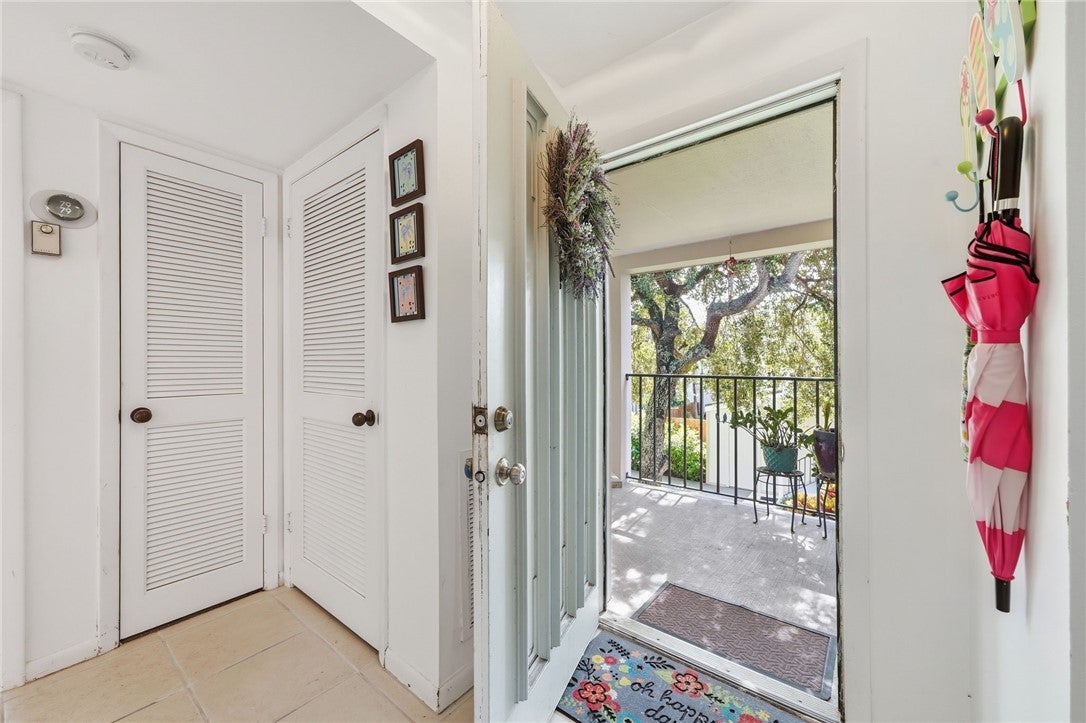 2165 Galleon Drive I-2