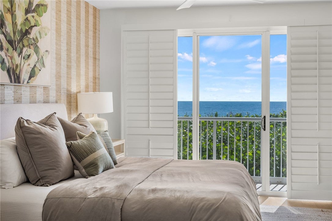 3920 N Highway A1a 203