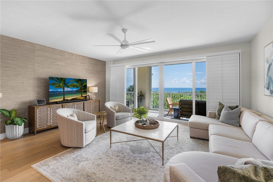 3920 N Highway A1a 203