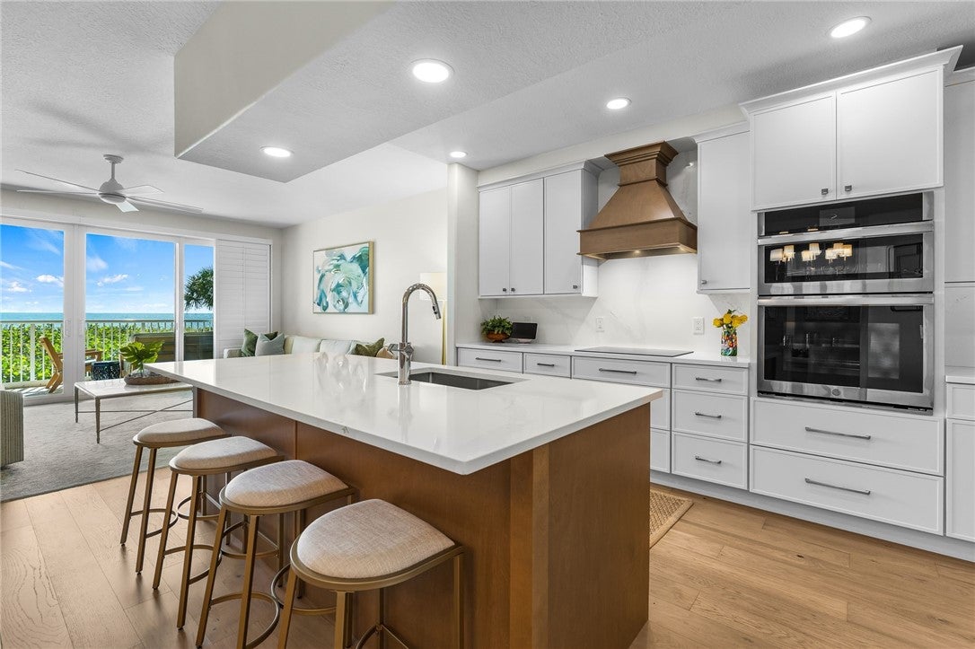 3920 N Highway A1a 203, Hutchinson Island