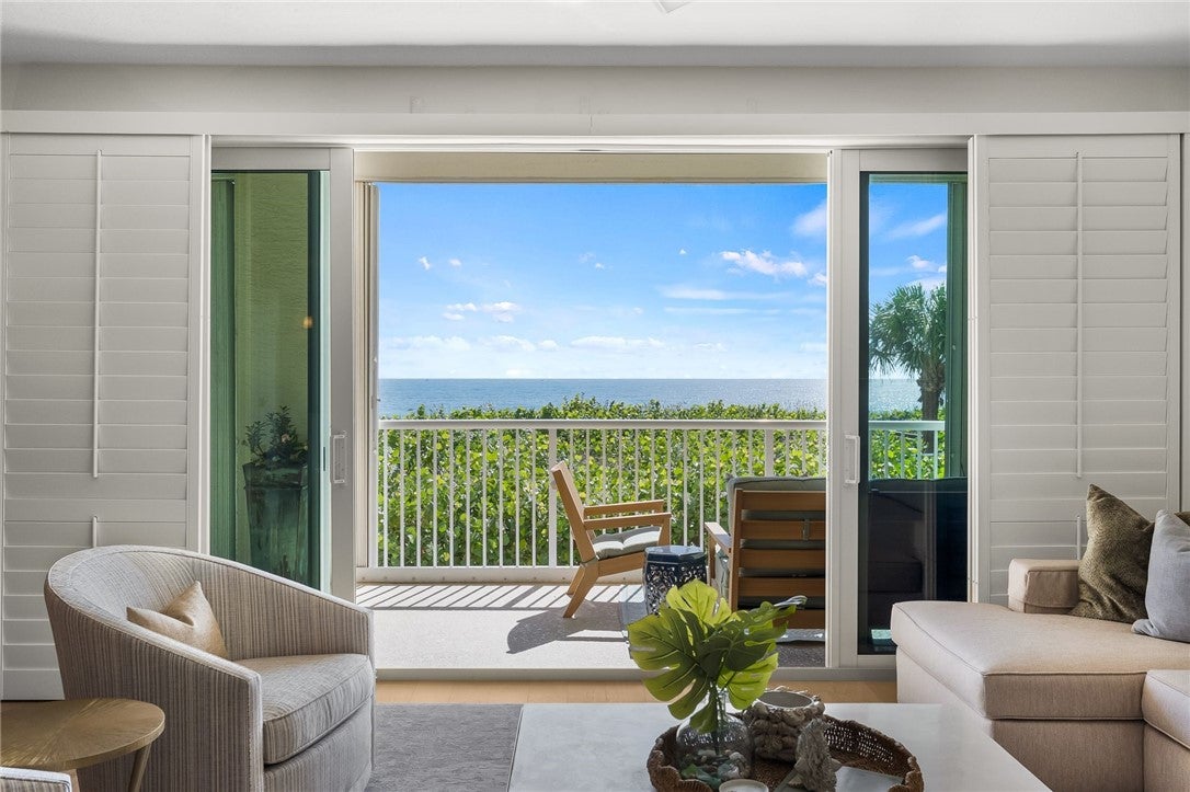 3920 N Highway A1a 203
