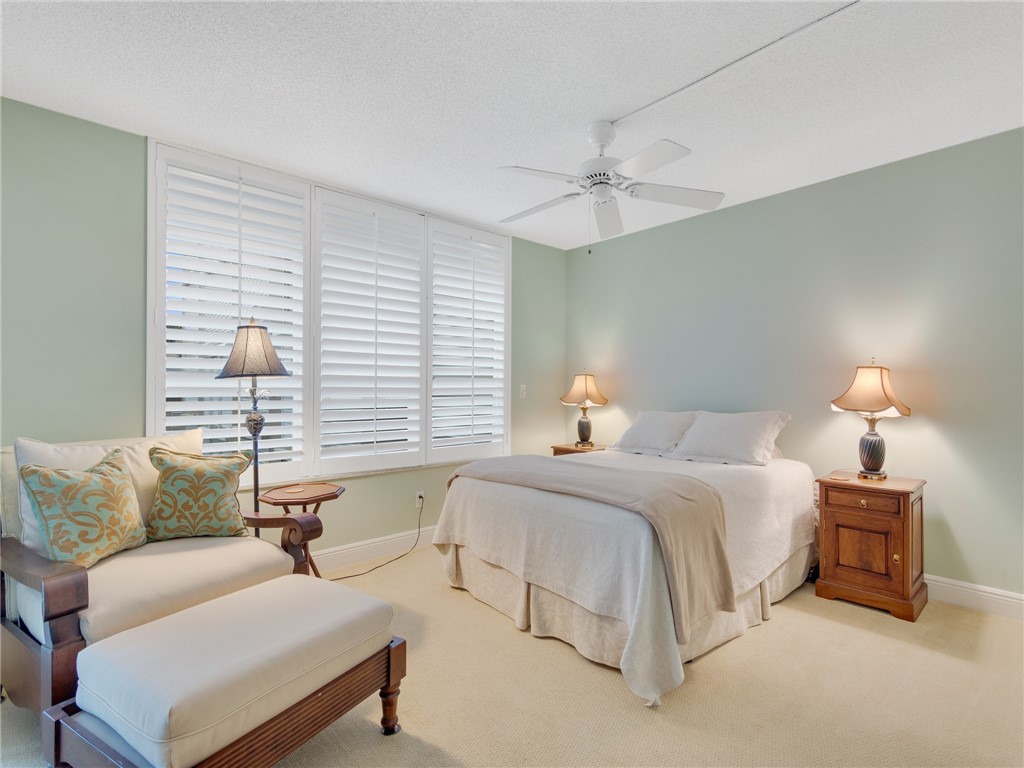 Vero Beach, Florida 32963, United States, 2 Bedrooms Bedrooms, ,2 BathroomsBathrooms,Residential,Pending,24720