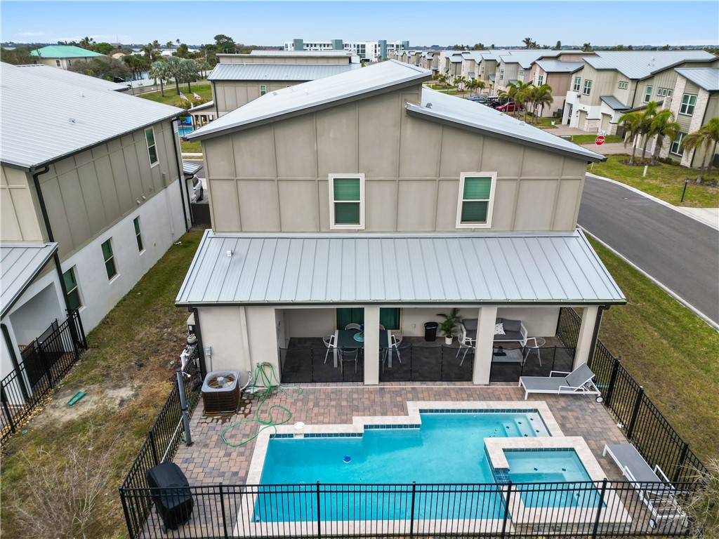 475 Strand Drive