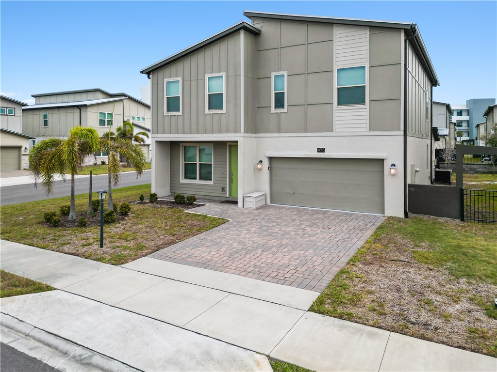 475 Strand Drive