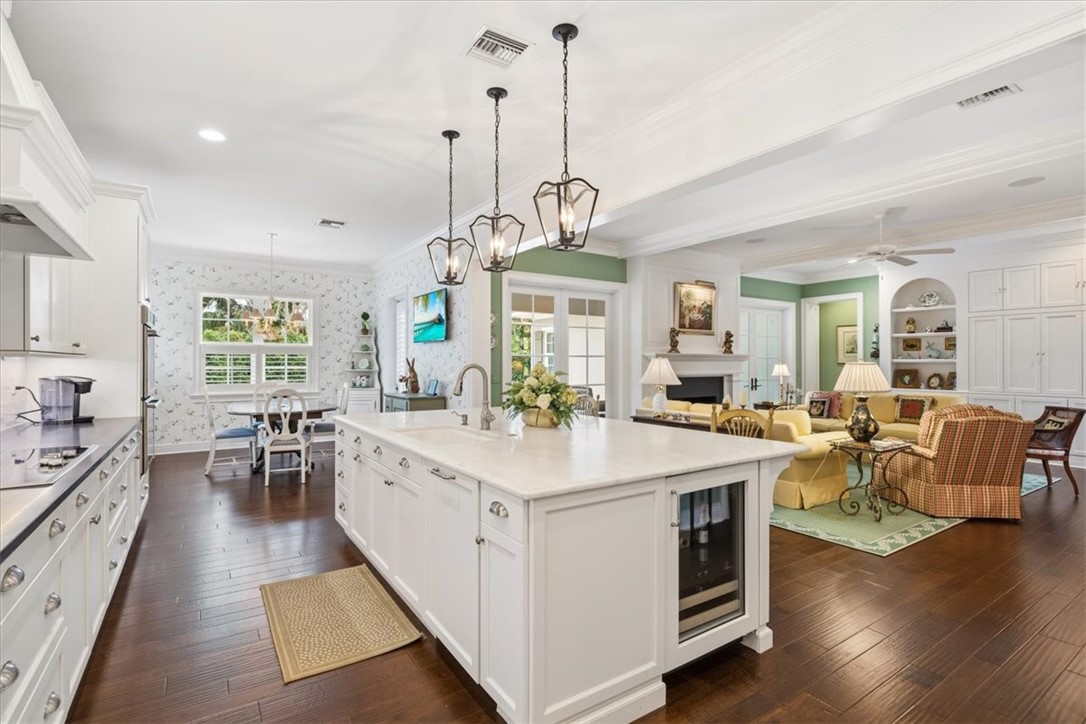 405 S Palm Island Circle