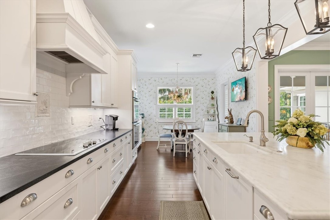 405 S Palm Island Circle