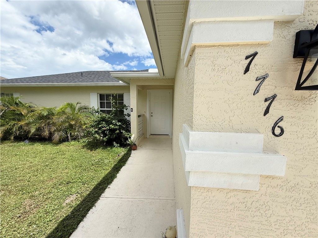 Photo of 7776 101st Avenue, Vero Beach, FL 32967 (MLS # 291493)