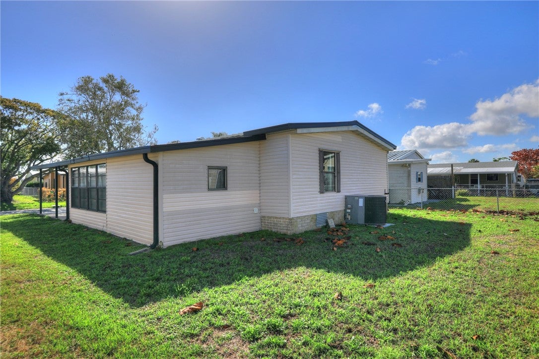 1212 Paurotis Drive