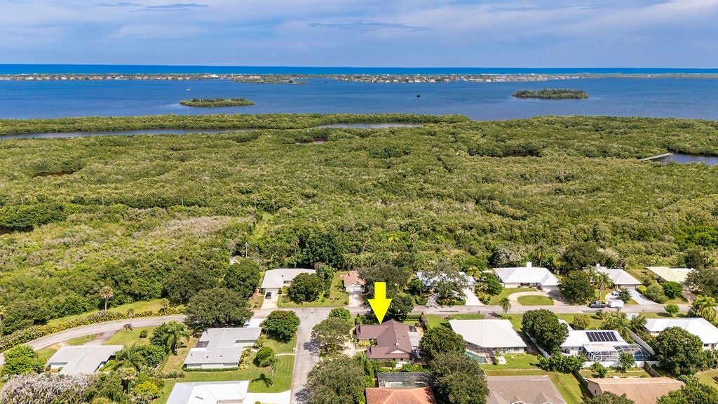 165 Forest Cay