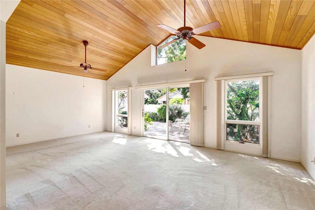 Photo of 140 Chinaberry Lane #13, Vero Beach, FL 32963 (MLS # 291409)