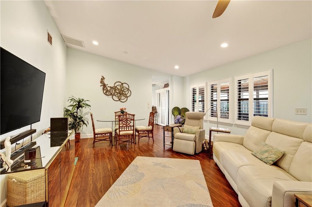 Photo of 725 Timber Ridge Trail SW #B, Vero Beach, FL 32962 (MLS # 291029)