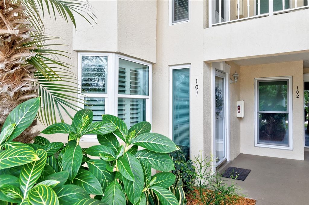 Photo of 540 Grove Isle Circle #101, Vero Beach, FL 32962 (MLS # 291816)