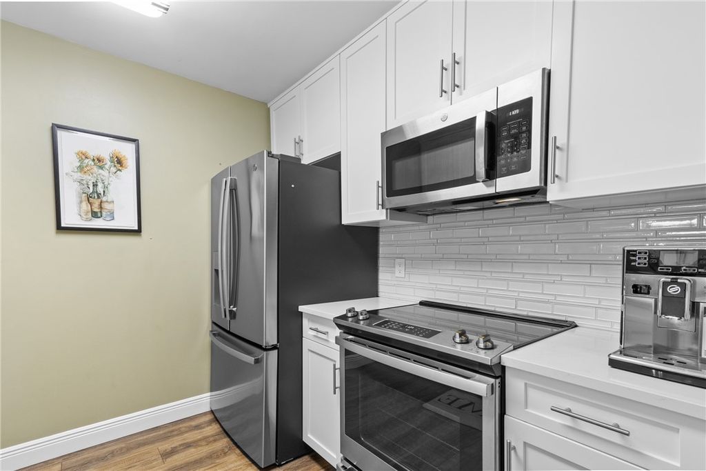Photo of 31 Plantation Drive #205, Vero Beach, FL 32966 (MLS # 291585)