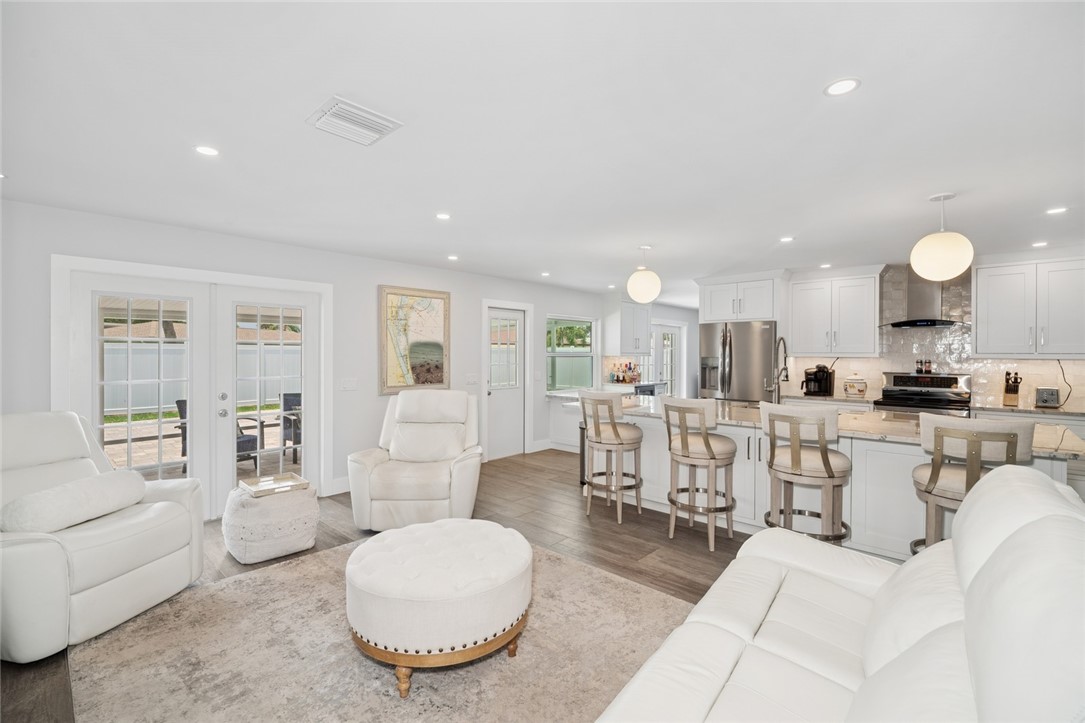 Satellite Beach, Florida 32937, United States, 3 Bedrooms Bedrooms, ,2 BathroomsBathrooms,Residential,Active,171656