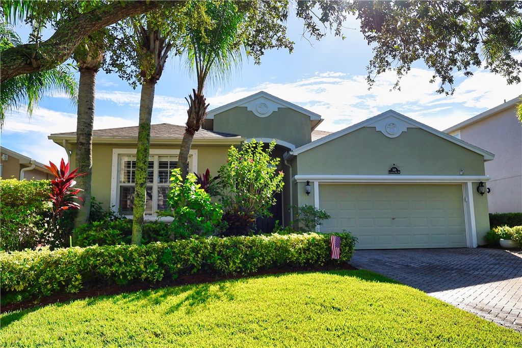 Photo of 568 Calamondin Way SW, Vero Beach, FL 32968 (MLS # 291473)