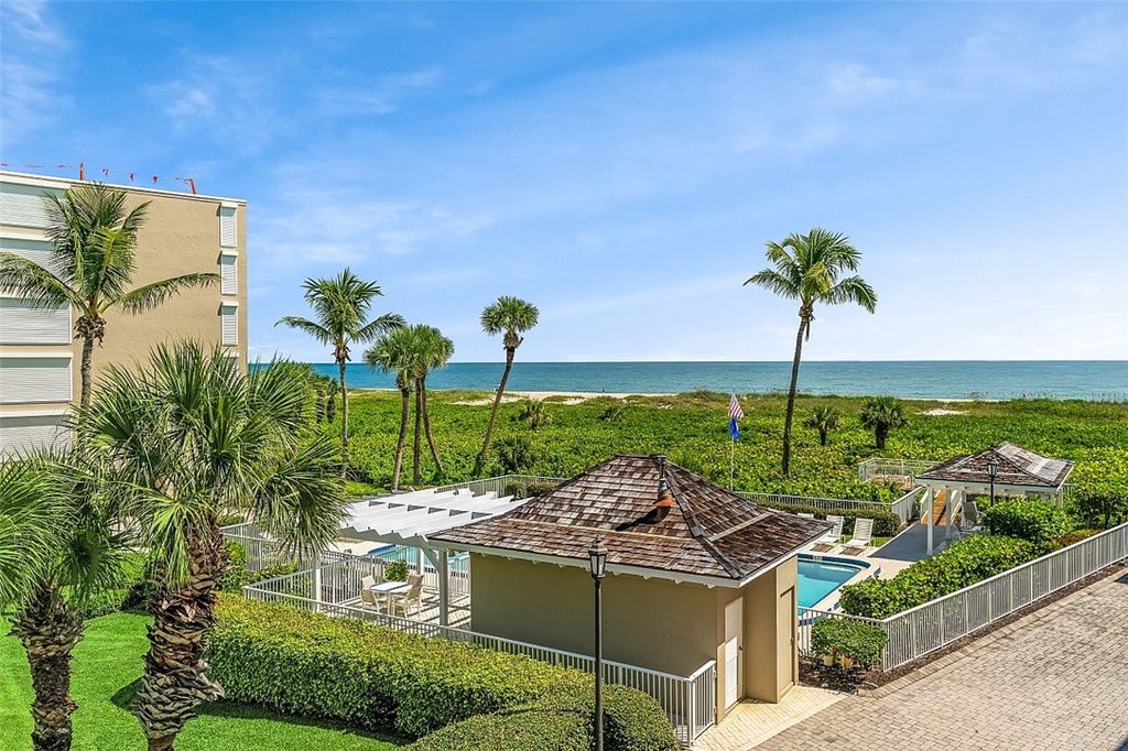 Photo of 1536 Ocean Drive #202B, Vero Beach, FL 32963 (MLS # 290993)