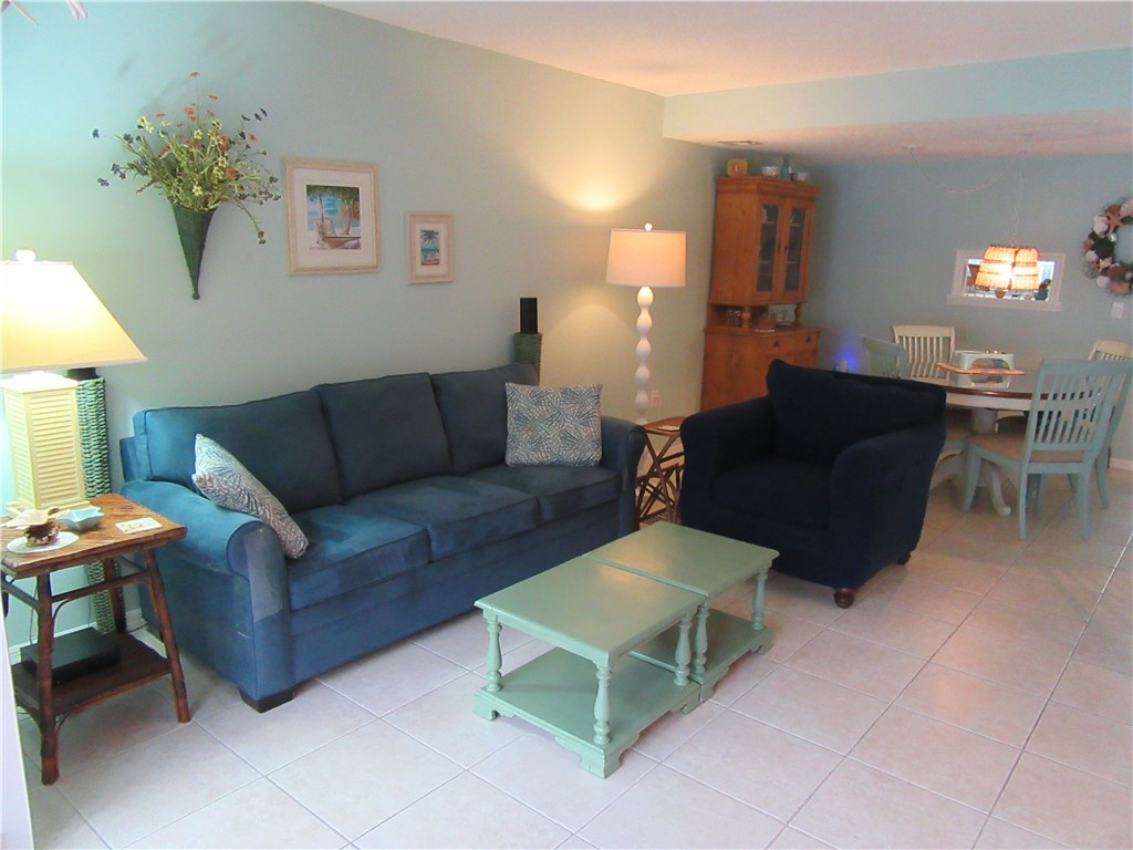 1901 Indian River Boulevard 207B