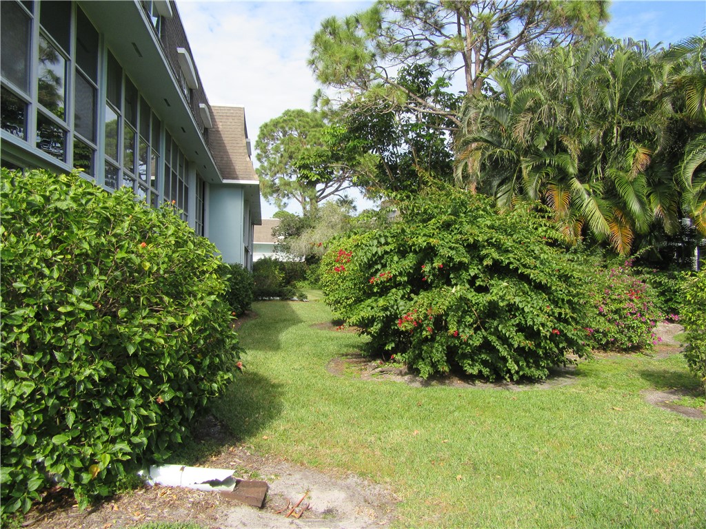 1901 Indian River Boulevard 207B