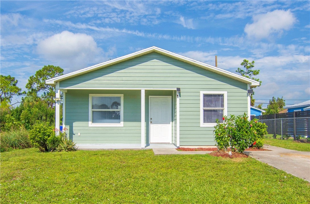 1175 12th Court SW