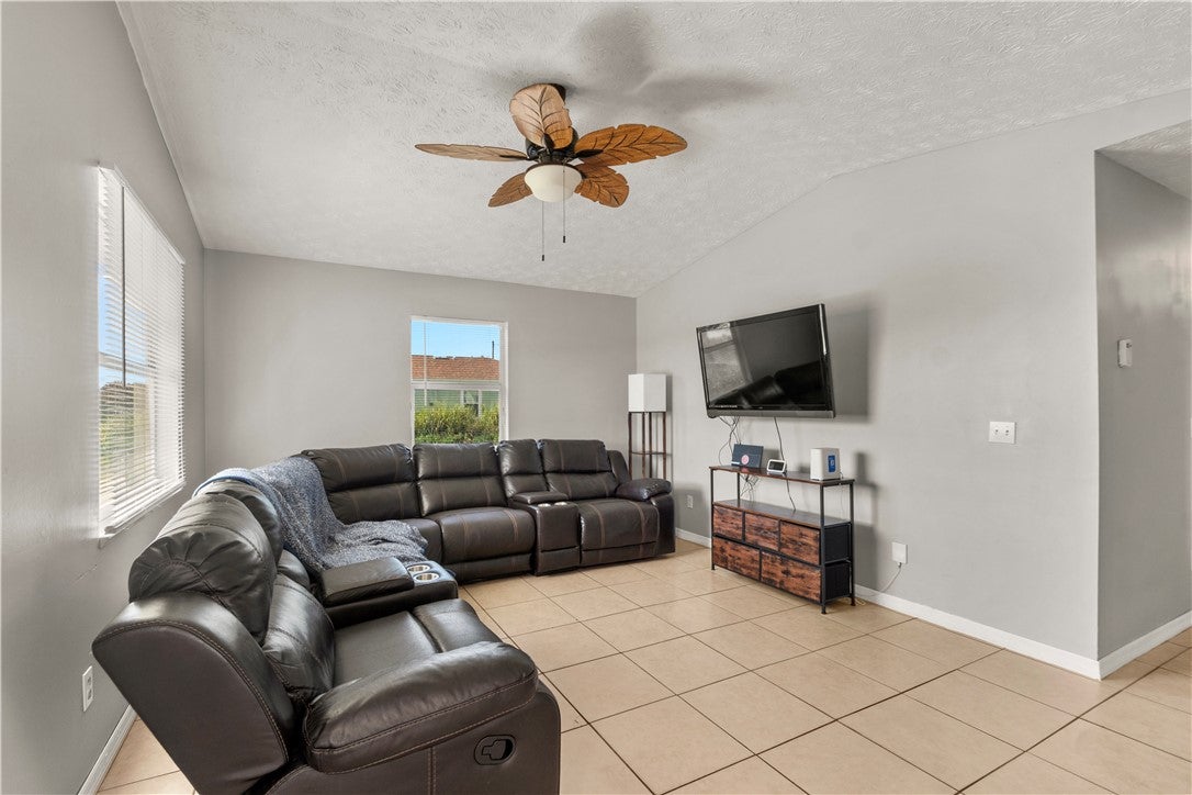 1175 12th Court SW