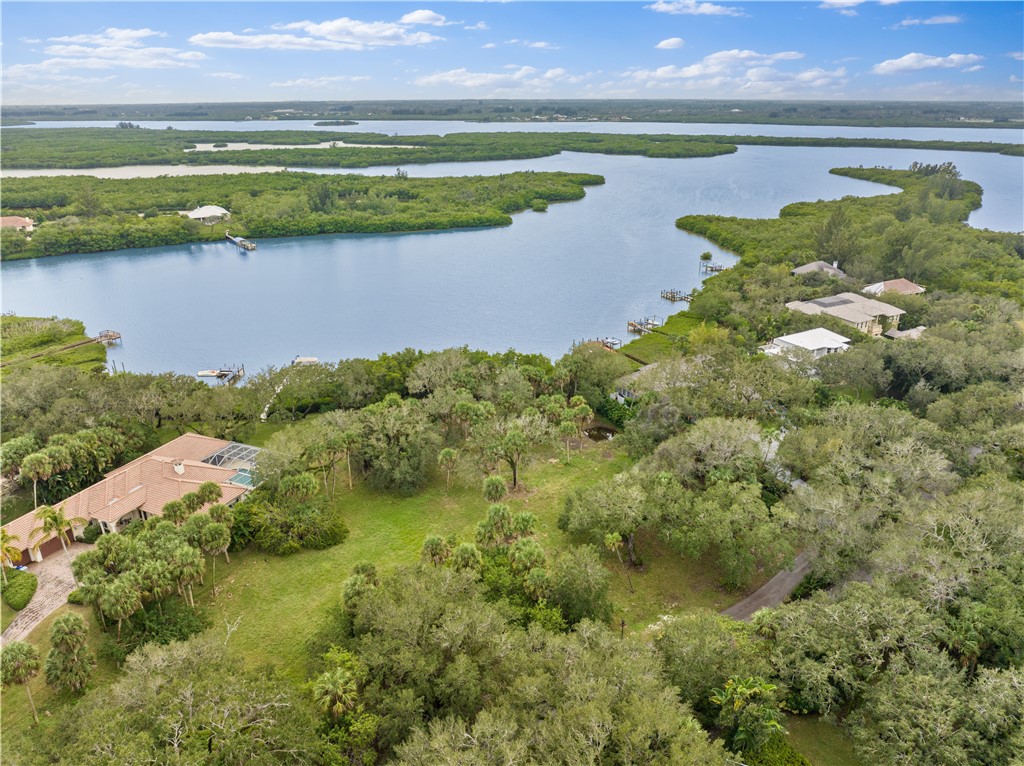 2545 Riverview Court