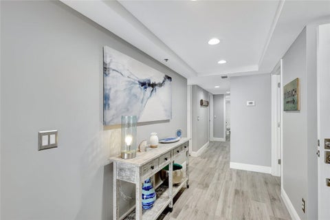 4000 N Highway A1a 402, Hutchinson Island, FL 34949
