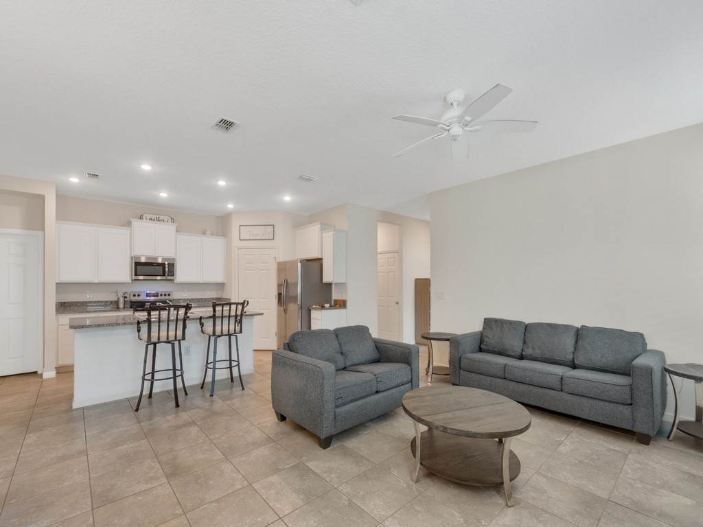 2633 Crowned Eagle Circle SW