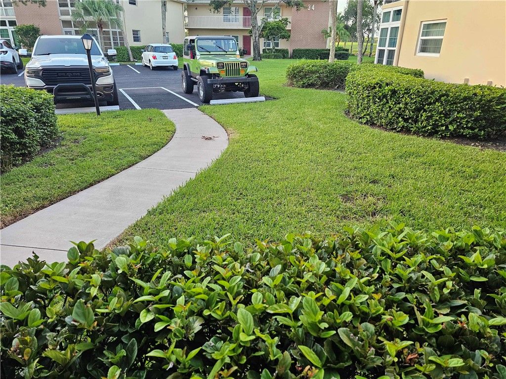 Photo of 35 Vista Gardens Trail #102, Vero Beach, FL 32962 (MLS # 291736)