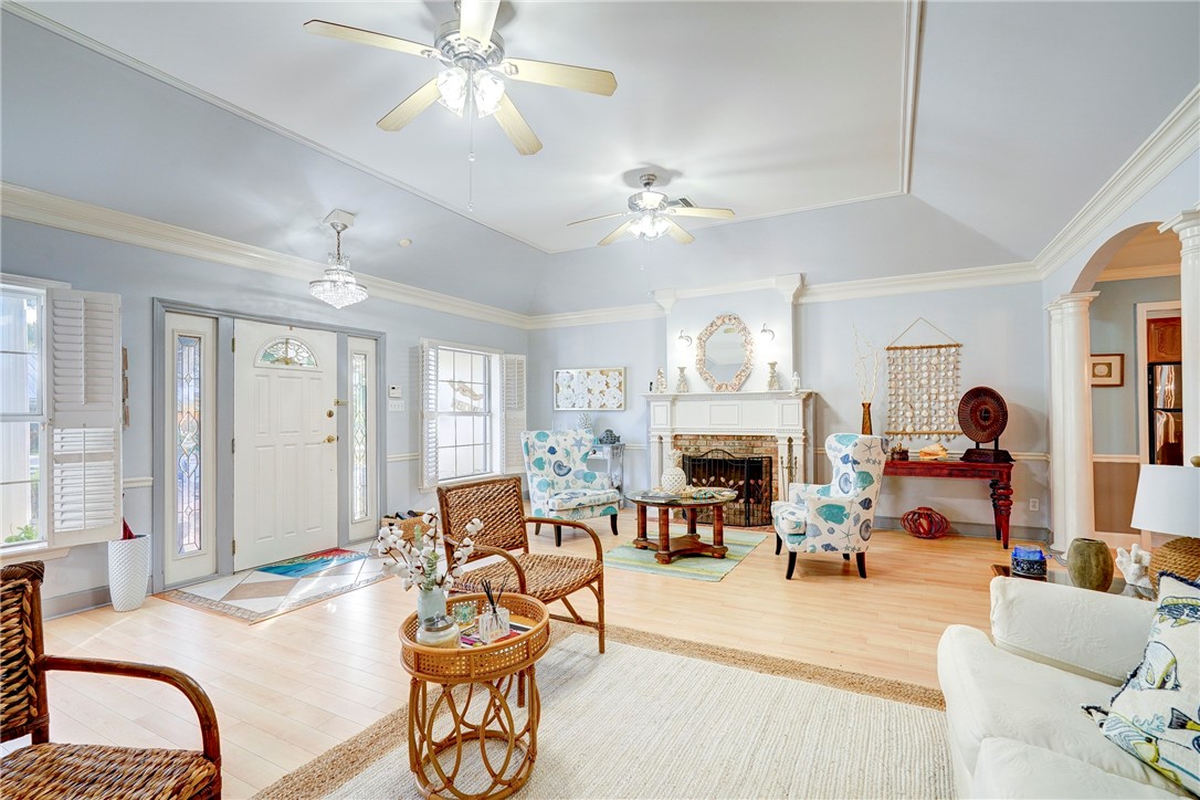 Vero Beach, Florida 32963, United States, 3 Bedrooms Bedrooms, ,3 BathroomsBathrooms,Residential,Active,201594