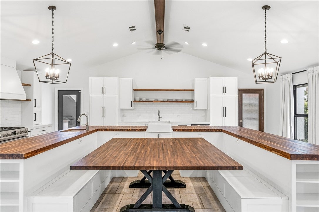 2145 Sanford Court