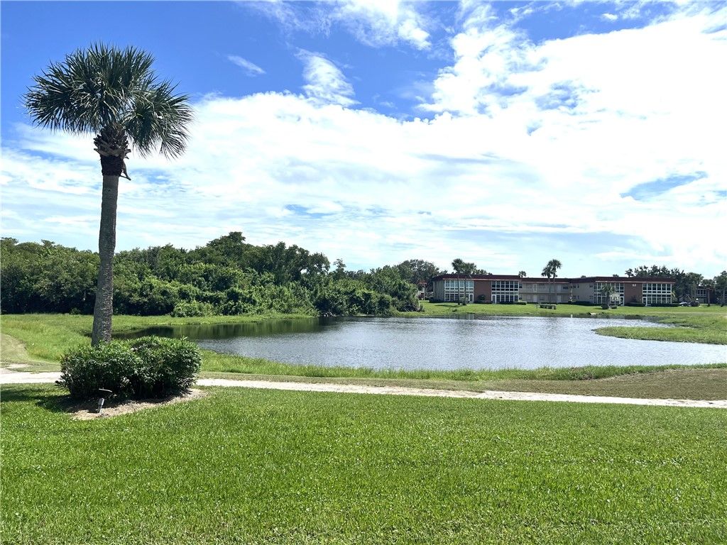 Photo of 68 Royal Oak Court #106, Vero Beach, FL 32962 (MLS # 290999)