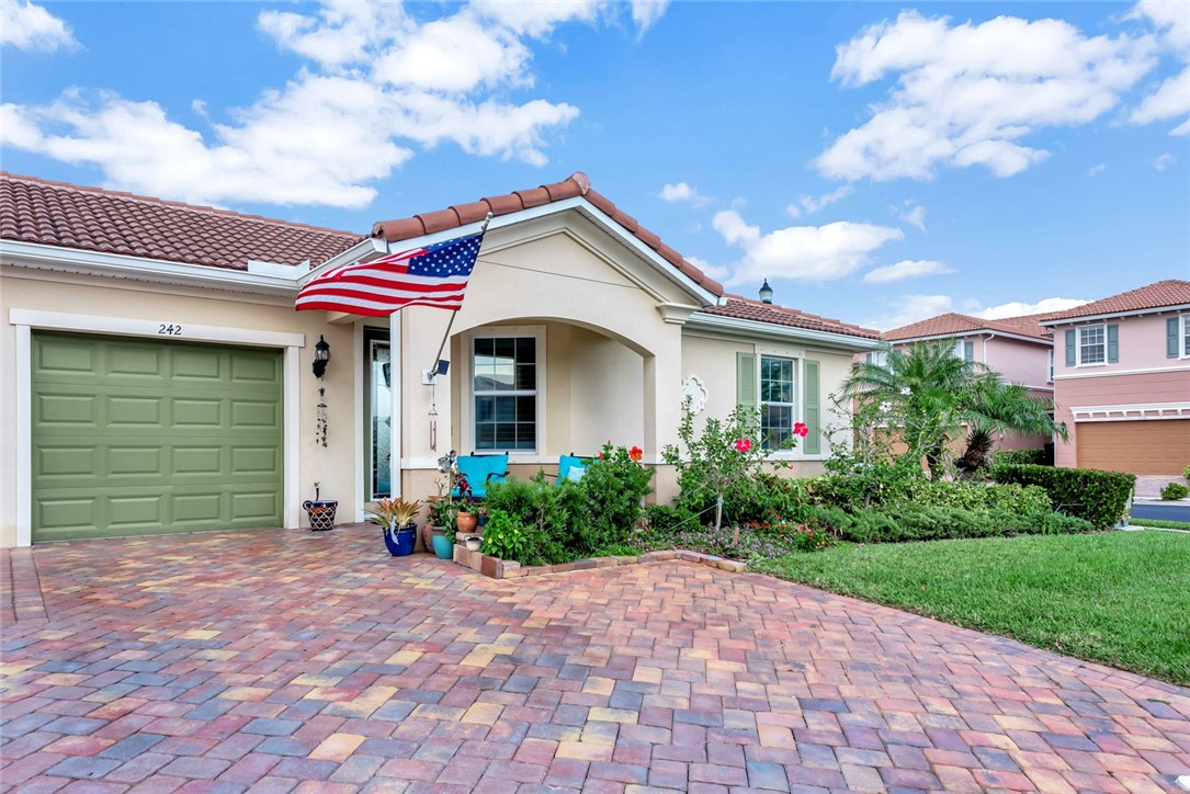 242 Provence Place