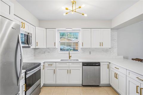 1081 Sunswept Road Ne, Palm Bay, FL 32905