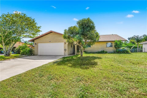 1081 Sunswept Road Ne, Palm Bay, FL 32905