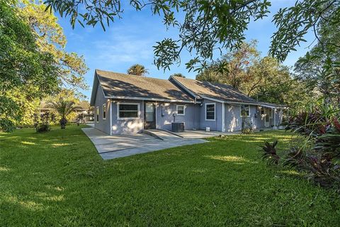 A home in Fellsmere