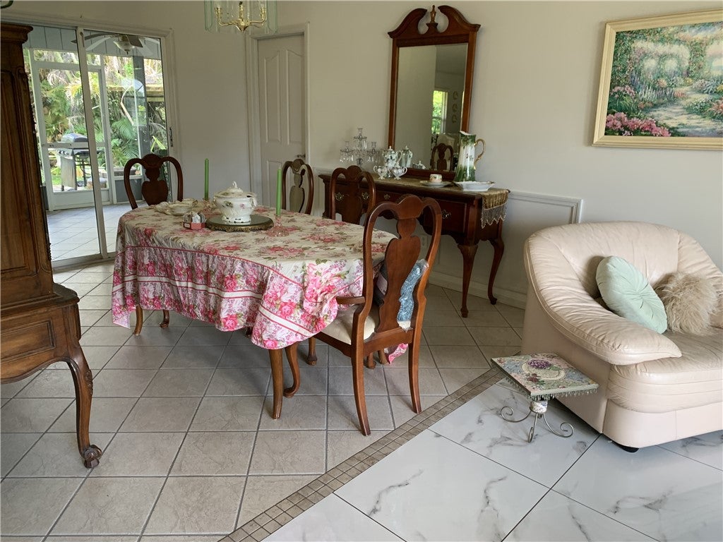 460 46th Court